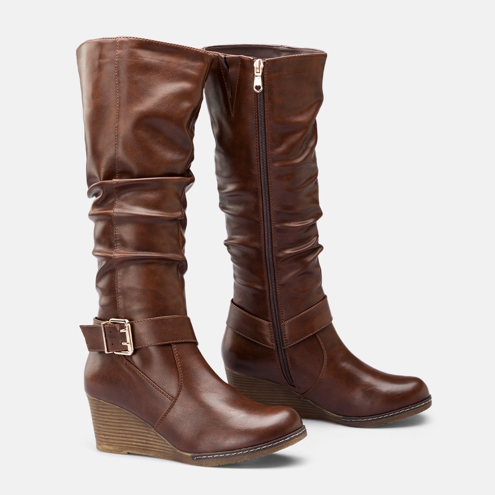 Botas c/correa Marrón